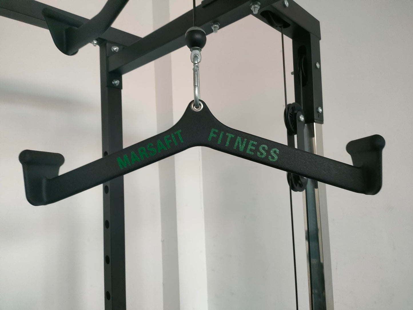 Home Gym Fitness Rowing T-bar V-bar Pulley Cable Machine Attachments, Bicep Curl Tricep Lat pulldown Bar Back Strength Training Handle Grips Lat Pull Down Bar Press Down Exercises (Length 22")