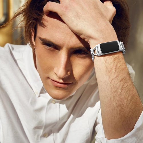 JKD Silver Bands Compatible for Fitbit Charge 6/ Charge 5 Bands Women Men, Magnetic Metal Mesh Strap Solo Loop Wristband Replacement Band for Fitbit Charge 5/ Charge 6 Fitness Tracker Accessories