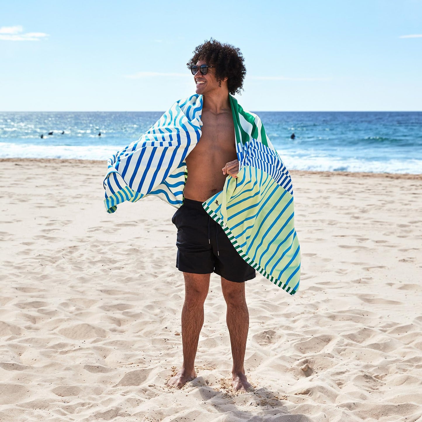 Dock & Bay Beach Towel - Quick Dry, Sand Free - Compact, Lightweight - 100% Recycled - Includes Bag - Blueberry Spritz - Extra Large (200x90cm, 78x35)
