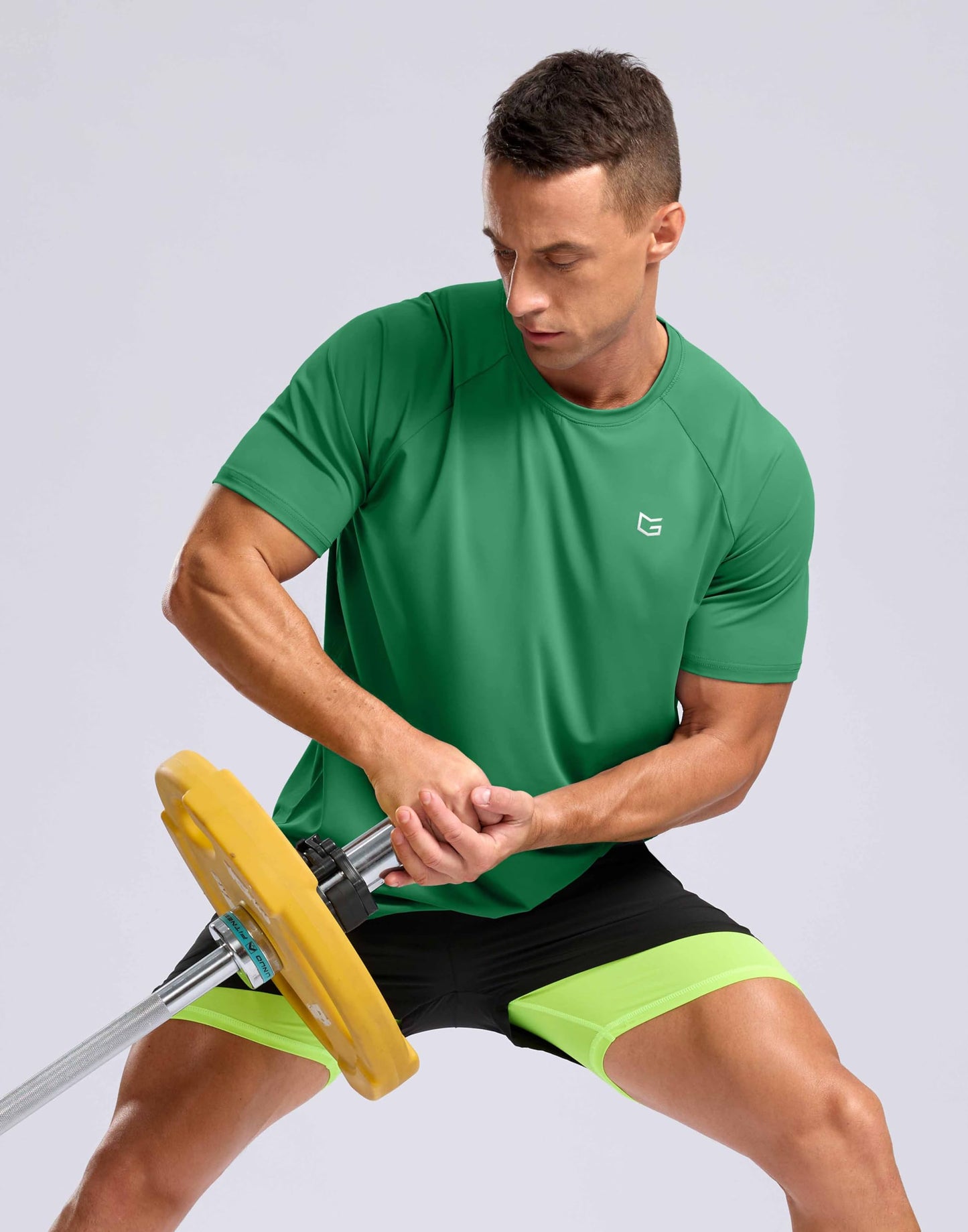 G Gradual Men's Athletic Workout T-Shirts Moisture Wicking Cooling Running Shirts Short Sleeve Performance Tee for Gym Tennis(Green,M)