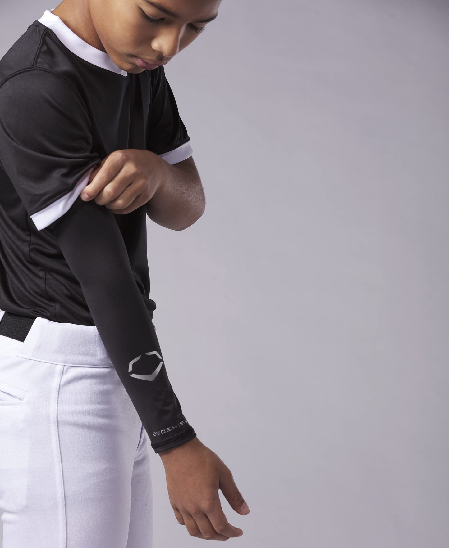 EvoShield Youth Solid Compression Arm Sleeve - Black,One Size Fits Most