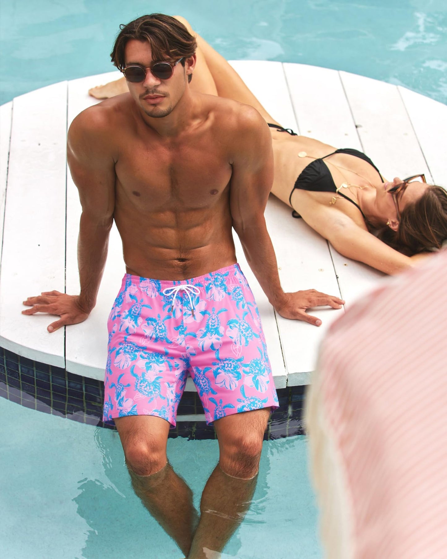 SURF CUZ Mens Swim Trunks with Compression Liner Quick Dry Swim Shorts 7" Swimming Trunks Stretch Zipper Pockets Pink Blue Turtles X-Large
