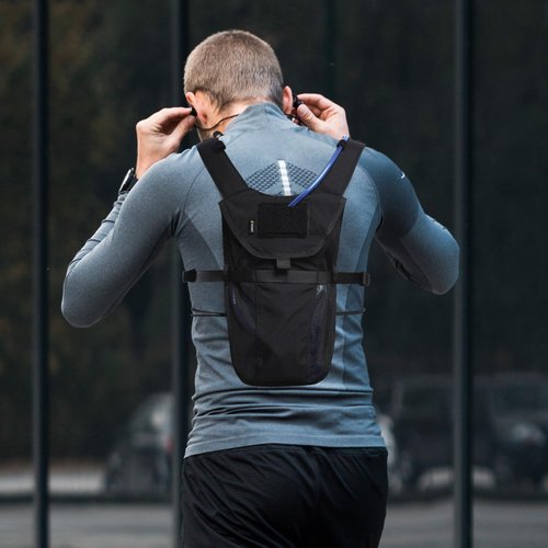 VOTAGOO Lightweight Running Hydration Vest Backpack with 2L Water Bladder Bag Daypack for Hiking, Cycling, Hunting and Climbing for Women Men