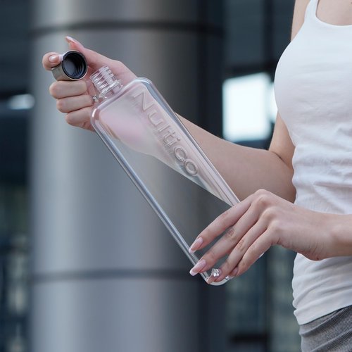 Nultico Portable Flat Water Bottle, 15 oz BPA Free Slim Drinking Bottle, Plastic Travel Flask for Outdoor Sports, Camping, Fitness, Gym, Fits Purse Bag Pocket - transparent