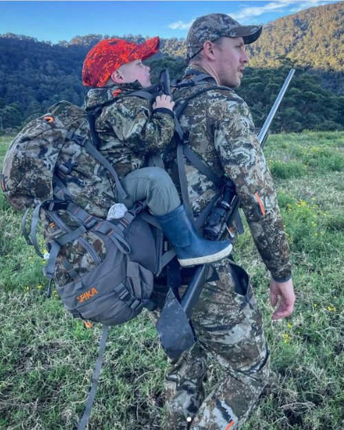 SPIKA Hunting Backpack Internal Frame for Men Waterproof Hunting Pack Camouflage with Rifle Holder Extendable 80L Capacity