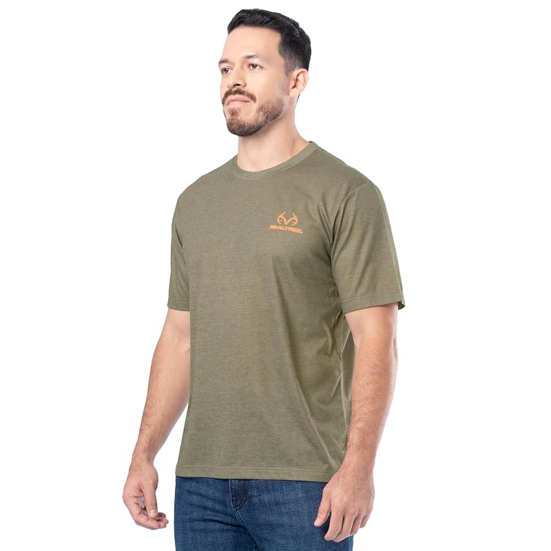 Realtree Men's Short Sleeve Graphic Performance Tee - Moisture-Wicking Lightweight Outdoor T-Shirt, Bungee Cord/Outdoor Tail