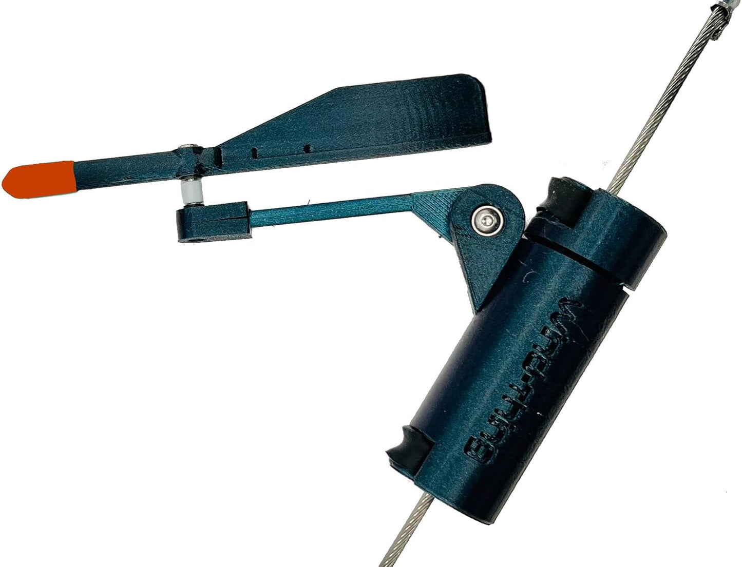 'Wind-Thing' Shroud-Mounted Wind Indicator for Enhanced Sailing Efficiency