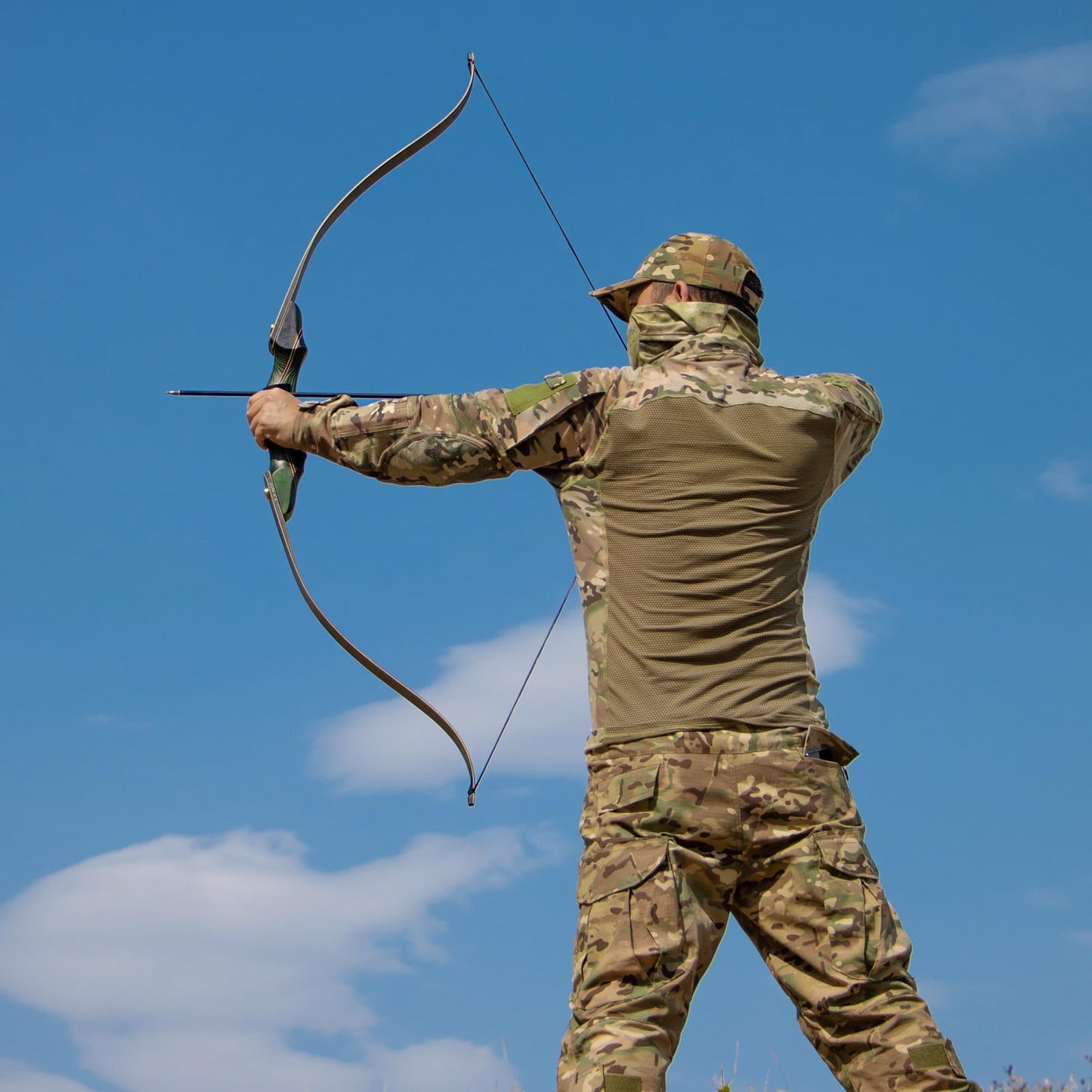 GQT Archery 60" Recurve Bow and Arrow Set for Adults, 30-50lbs Right Hand Wooden Hunting Bow for Outdoor, Hunting and Practice, Standard Target Archery Beginner Recurve Bow and Arrows Kit (50lbs)