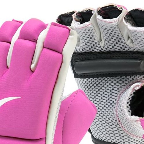 Everlast Evercool Breathable and Comfortable Full Wristwrap Support Neoprene MMA Kickboxing Gloves with Mesh Palm and Knuckle Padding