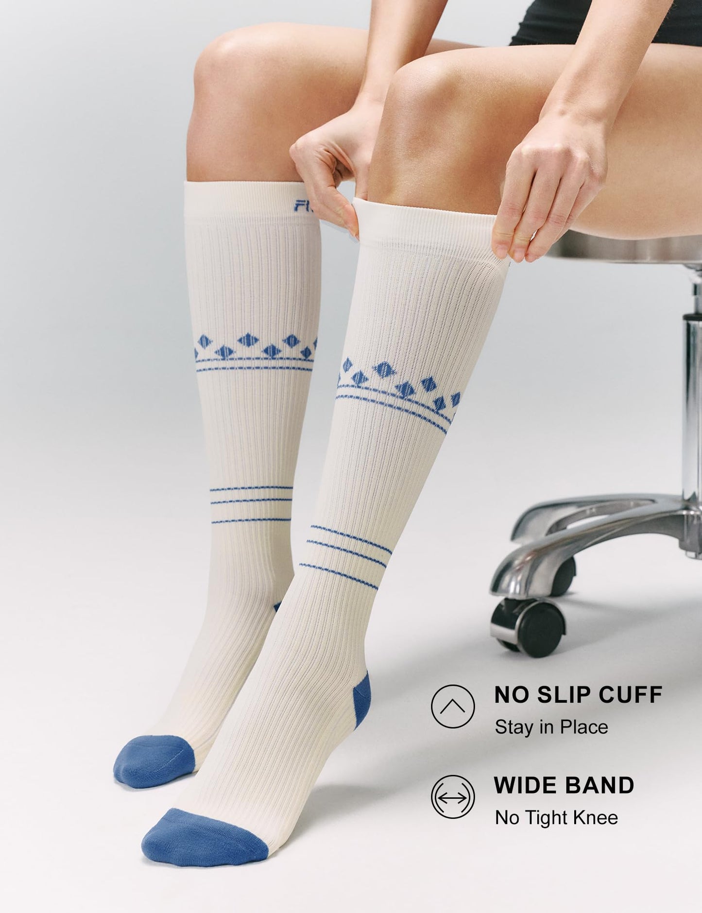 FITRELL 3 Pairs Compression Socks for Women and Men 20-30mmHg Support Socks for Travel, Running, Nurse, Knee High, Diamond Clear Days, Light Blue+White, S/M