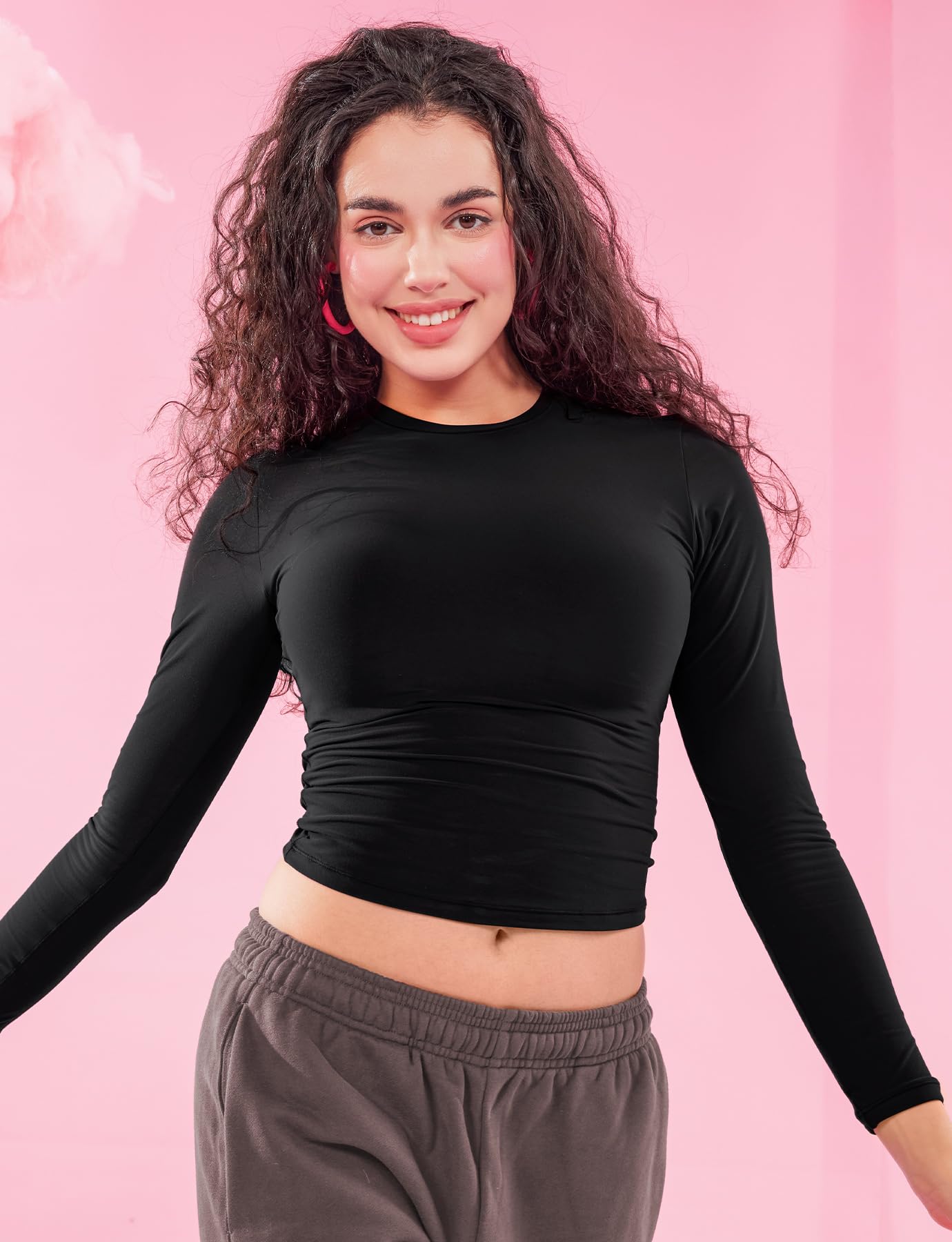 YEOREO Long Sleeve Shirts for Women y2k Tops Double Lined Basic Tee Crew Neck Going Out Sweeney Workout Undershirt Black L