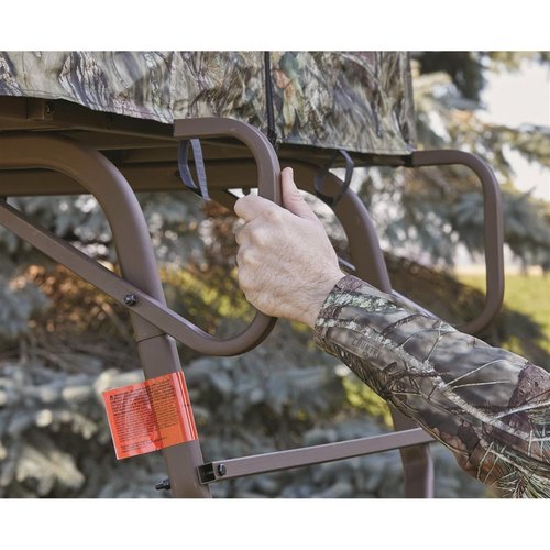 Guide Gear 6 Foot Tripod Hunting Tower Blind, 2-Man Stand Elevated, Hunting Gear Equipment Accessories, 4 by 4 Mossy Oak Country Roots
