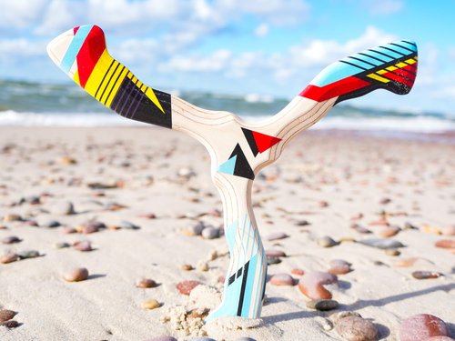 Wooden Boomerang Hurricane v2 | Handcrafted Returning Boomerang | Easy-to-Throw Design for Beginners | Fun Outdoor Game | Thin, Lightweight and Safe to Use Idea | Suitable for 14+