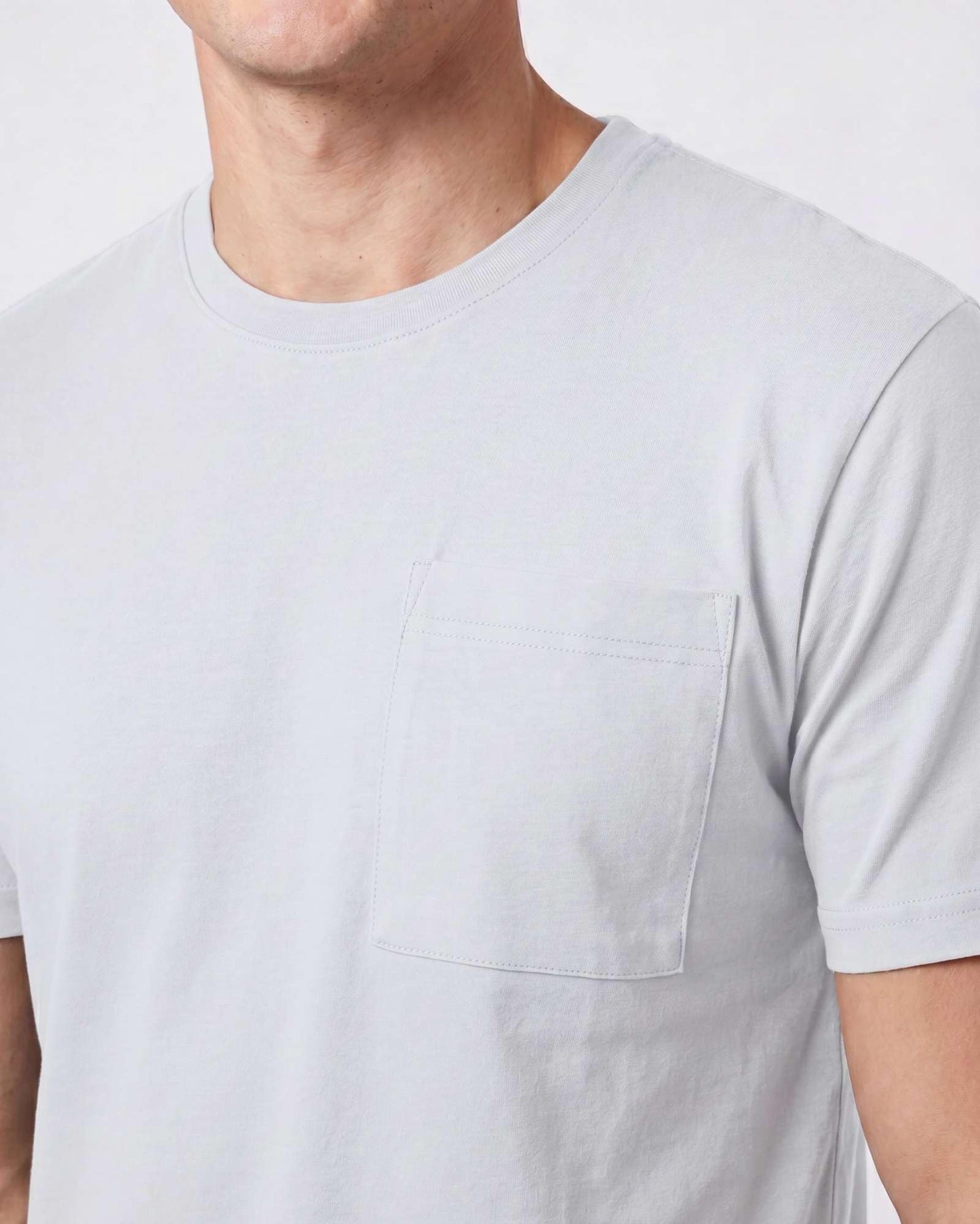 Real Essentials 4 Pack: Men's Cotton Performance Short Sleeve Crew Neck Pocket T-Shirt Athletic Top (Available in Big & Tall)