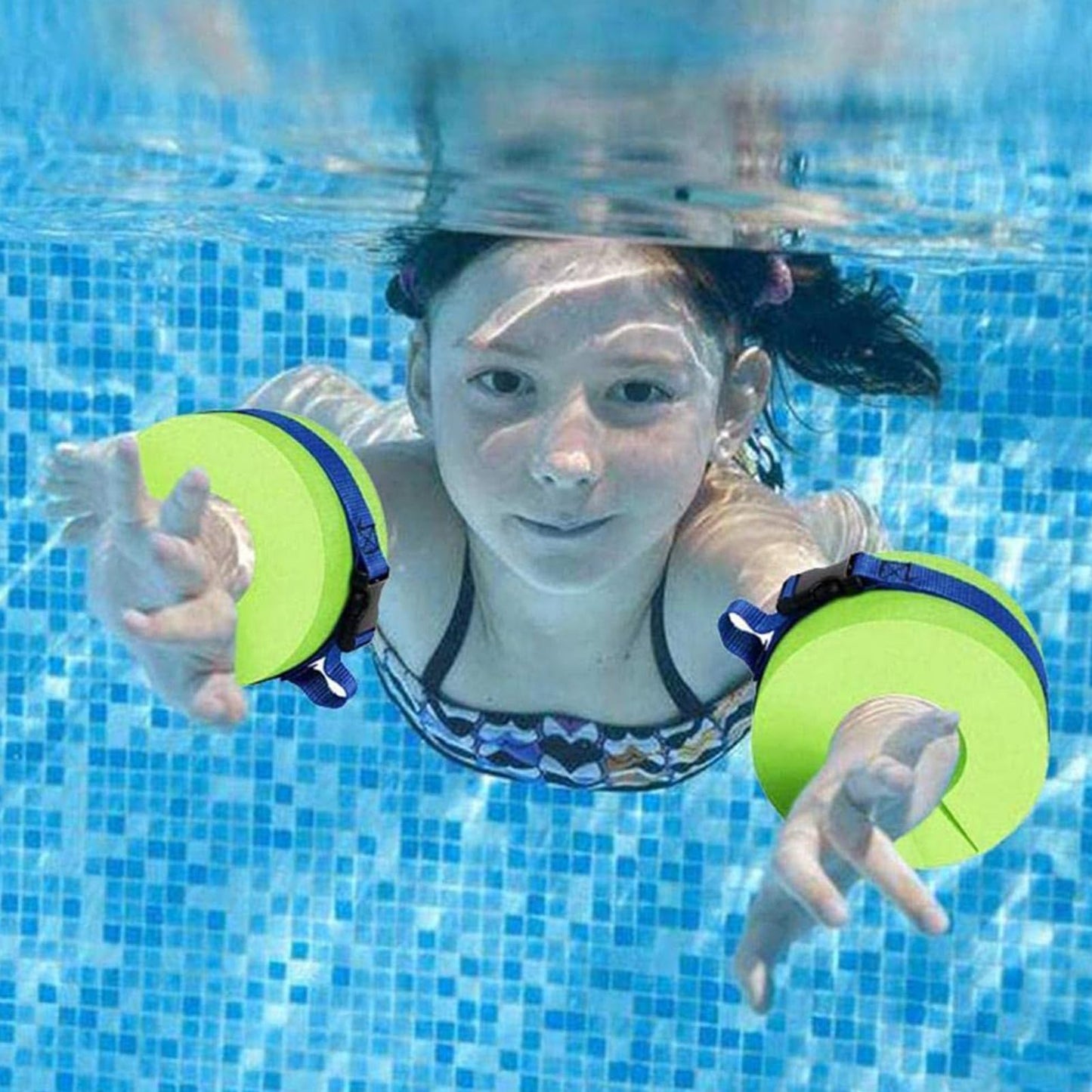 2 Pieces Foam Swim Aquatic Cuffs Equipment Water Aerobics Float Ring with Detachable Hook and Loop Fastener Fitness Workout Set for Swimming Fitness Training Pool Exercise for Arms Ankles