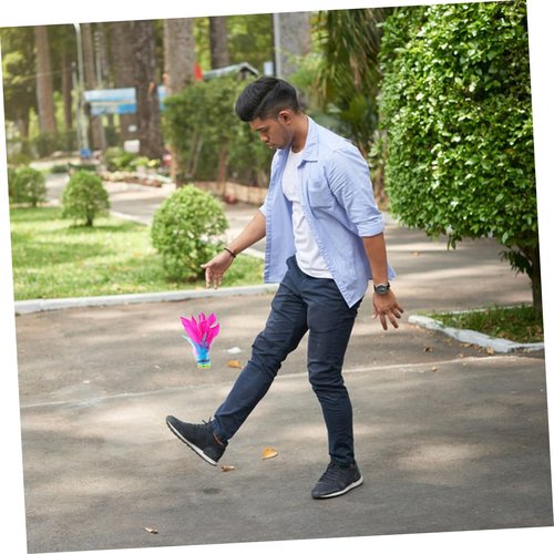 Yardwe 2pcs Kick Shuttlecock Lightweight Exercise Foot Sports for Traditional Chinese Jianzi Enhance Coordination Flexibility Safe for Outdoor Fun