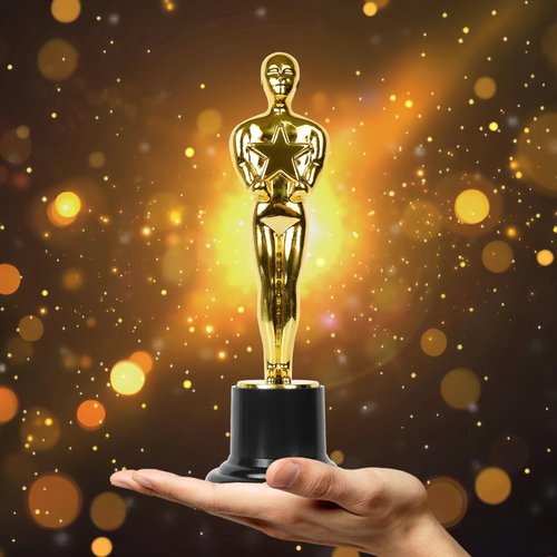 DODILUYI Plastic Gold Star Award Trophies 24 Pack 6 Inch Tall Golden Statue Award for Party Decorations, Party Favors, School Award, Game Prize, Party Prize and Appreciation Gifts