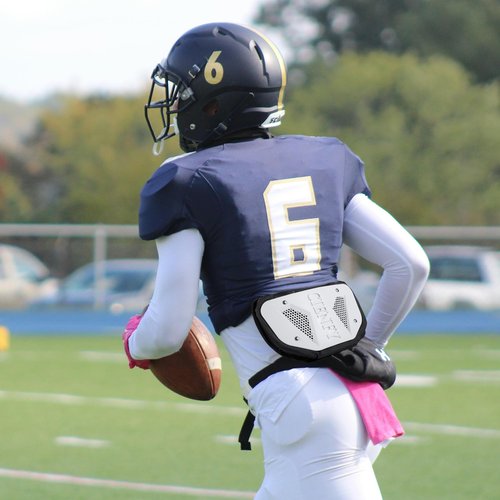 Cienfy Football Back Plate for High-Impact Protection, Universal Football Backplate for Shoulder Pads, for Youth and Adult (Black, Youth)