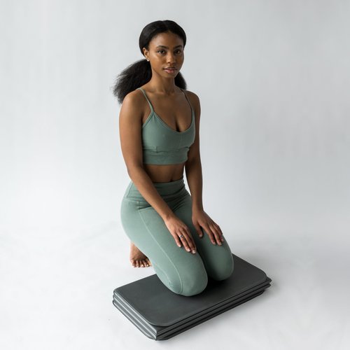 Stakt – Foldable Multi-Purpose Fitness & Yoga Mat with Patented Design, Workout Mat with Non-Slip Surface, Portable & Lightweight, For Studio or Home Use, As Seen on Shark Tank (Iron)