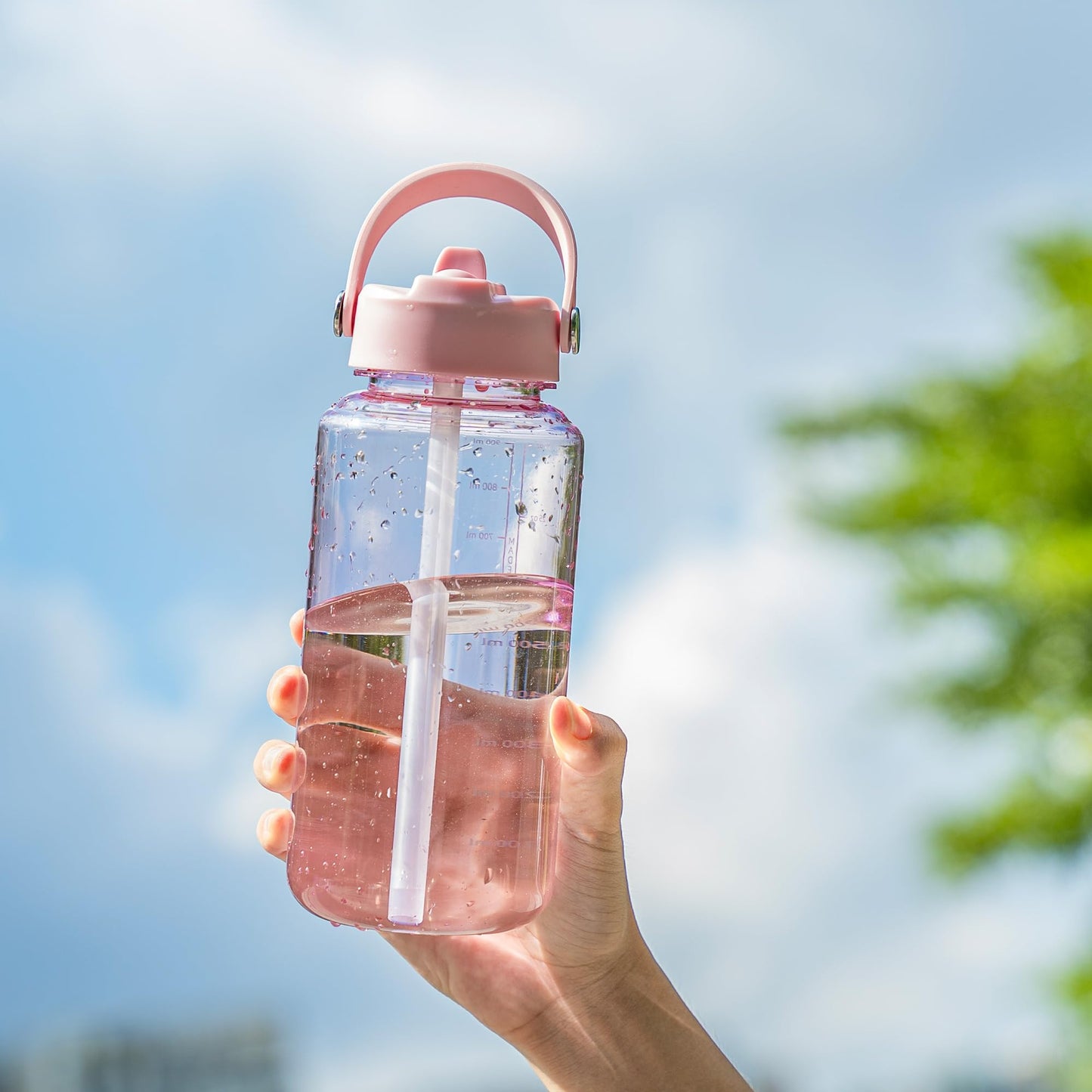OLDLEY 32oz Water Bottle with Straw, Leakproof Tritan Clear Bottle with Marked Bottle and Carry Handle, BPA-Free Wide Mouth Reusable Sports Water Bottle for Gym,Hiking,Camping,Travel,Workout,Pink