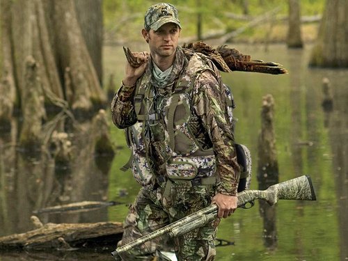 QOGIR Turkey Vest for Hunting: Comfortable Turkey Hunting Colthes with Seat Cushion, Adjustable Hunting Vest with Game Pouch, Hunting Gear for Men &Women, Hunting Accessories