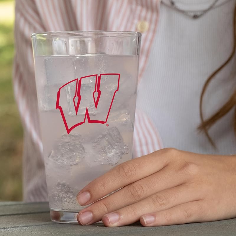 Gameday Classic Wisconsin Badgers 16 oz Pint Glass - Durable Chip-Resistant Team Drinkware