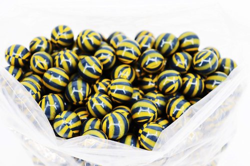 Valken Graffiti Paintballs - .68 Caliber - Tournament-Grade Accuracy, Bright Fill, Eco-Friendly & Consistent Performance - 2000 Count