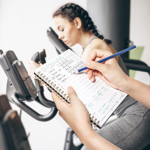 Fitness Journal Workout Planner for Women & Men, A5 (6.4" x 8.3") Workout Journal Log Book Planner Gift for Track Gym Essentials, Home Workouts, Track Progress, Achieve Wellness Goals, Black