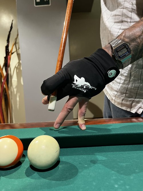 Roaming Quick-Dry Breathable Billiard Shooters Carom Pool Snooker Cue Sport Glove Fits on Left Hand (Black, L/XL)