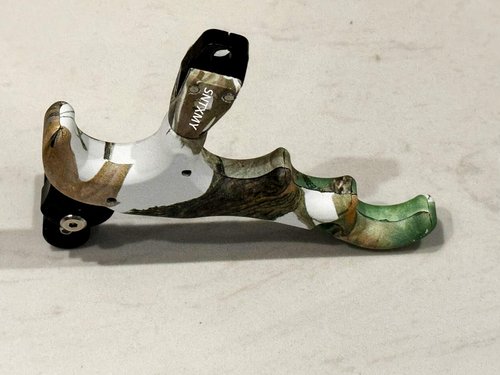 sntxmy Bow Release for Compound Bow 360° Rotatable Thumb Release for Compound Bow Archery Trigger Release (CAMO)