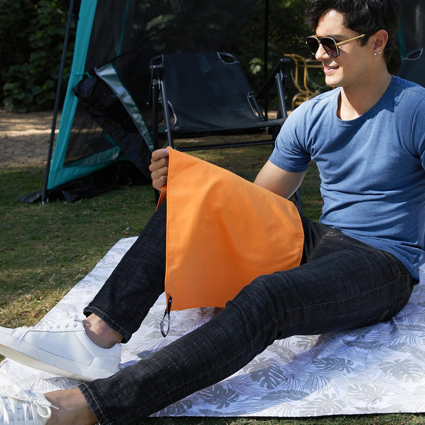 Rainleaf Microfiber Towel Quick Dry Camping & Travel & Gym Towel. Compact