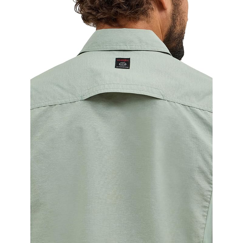 ATG by Wrangler Iceberg Green Medium Moisture-Wicking Long Sleeve Shirt with Convertible Sleeves
