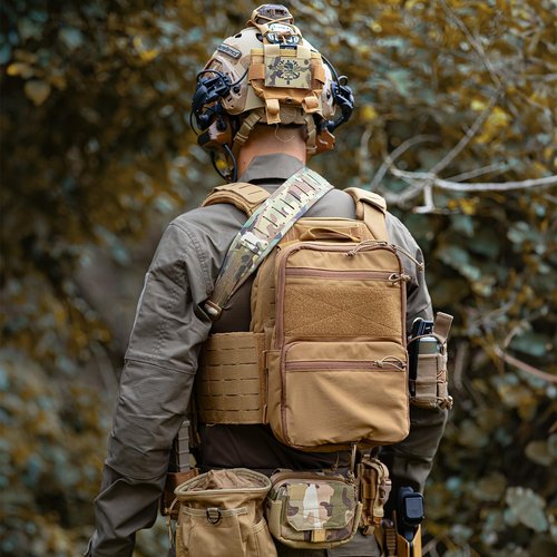 VOTAGOO GEAR Tactical Hydration Pack for 2L Hydration Water Bladder, Molle Flatpack Assault Pack with Straps, 500D Nylon Expandable Backpack for Quick-Detach Chest Rig and Tactical Vest
