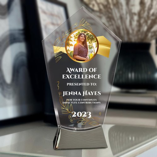9 1/4" Personalized Award Glass Plaque, Personalized Plaque as Awards and Trophies, Glass Awards Plaques as Retirement and Employee of the Month Plaque, Appreciation and Leadership Gifts L (Design 6)