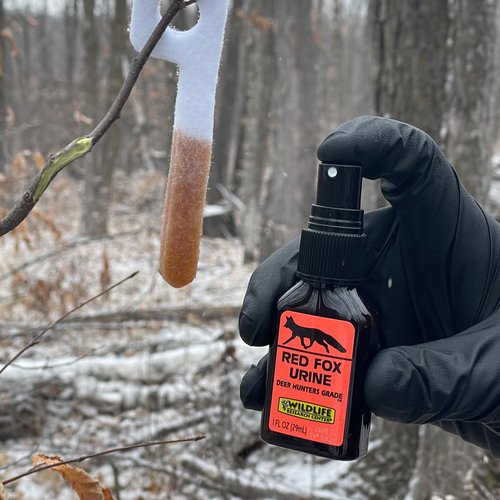 Wildlife Research Center Red Fox Urine Predator Calling Masking Scent for Deer Hunting