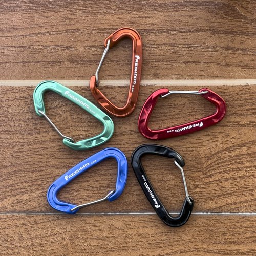 FresKaro Wiregate Carabiner Clip, 15kN Wire Gate Caribeener Heavy Duty, Caribeaner Spring Snap Hook, Strong, Lightweight, 5Pack for one of Each Color,Keychain, Key, Gym, Dog Collar, Outdoor Camping