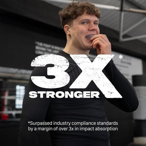 SAFEJAWZ Sports Mouthguard Slim Fit, Adult and Junior Mouth Guard with Case for Boxing, Basketball, Lacrosse, Football, MMA, Martial Arts, Hockey and All Contact Sports (Adult 12+ Years, Clear)
