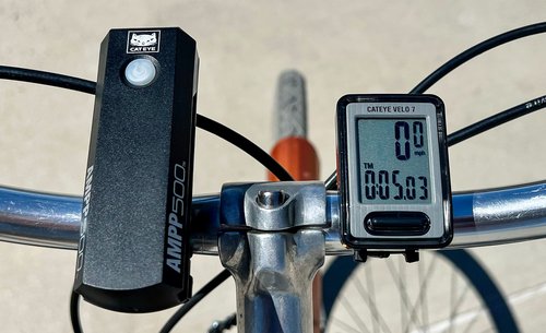 CATEYE Velo Wired Bike Computer – Entry-Level Speedometer and Odometer, Perfect for Beginner Cyclists, Auto Start/Stop, Easy Setup for Road, MTB, Gravel Bikes, 3 Year Battery Life