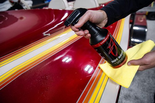 Boat Bling Hot Sauce Premium Hard Water Spot Remover w/High-Gloss Wax Sealants, 32 oz.