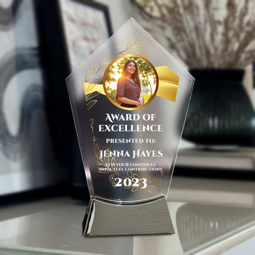 8 1/2" Personalized Glass Plaque for Awards and Trophies, Custom Award for Employee of the Month, Retirement, Leadership and Appreciation Gifts K (Design 5)