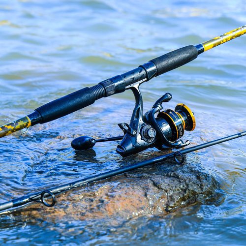Sougayilang Spinning & Casting Fishing Rods, 2-Piece Strong Carbon&Glass Composite Trolling Rod Offshore Surf Pole for Bass, Trout, Panfish, Catfish- Spinning- 7'0"-Yellow