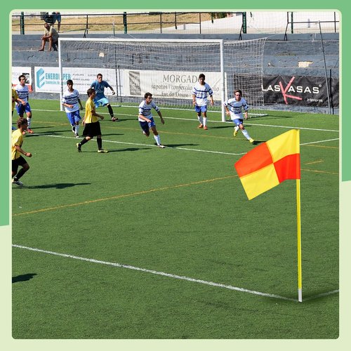 Juexica 4 Pcs Replacement Soccer Corner Flags Referee Flags Portable Big Square Playing Field Corner Banner for Soccer Football Track Volleyball Training Match Accessories (Red, Yellow)