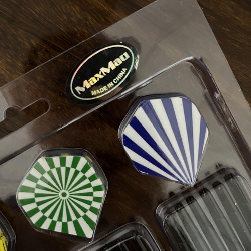 MaxMau Steel Tip Darts Set,Professional Darts Metal Tip,Metal Darts for Dartboard,18 pcs
