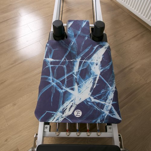 EchoMe Pilates Reformer Mat non slip,Reformer towel suitable for all Reformers, Machine Wash Light Weight Portable black (Ice Crack)