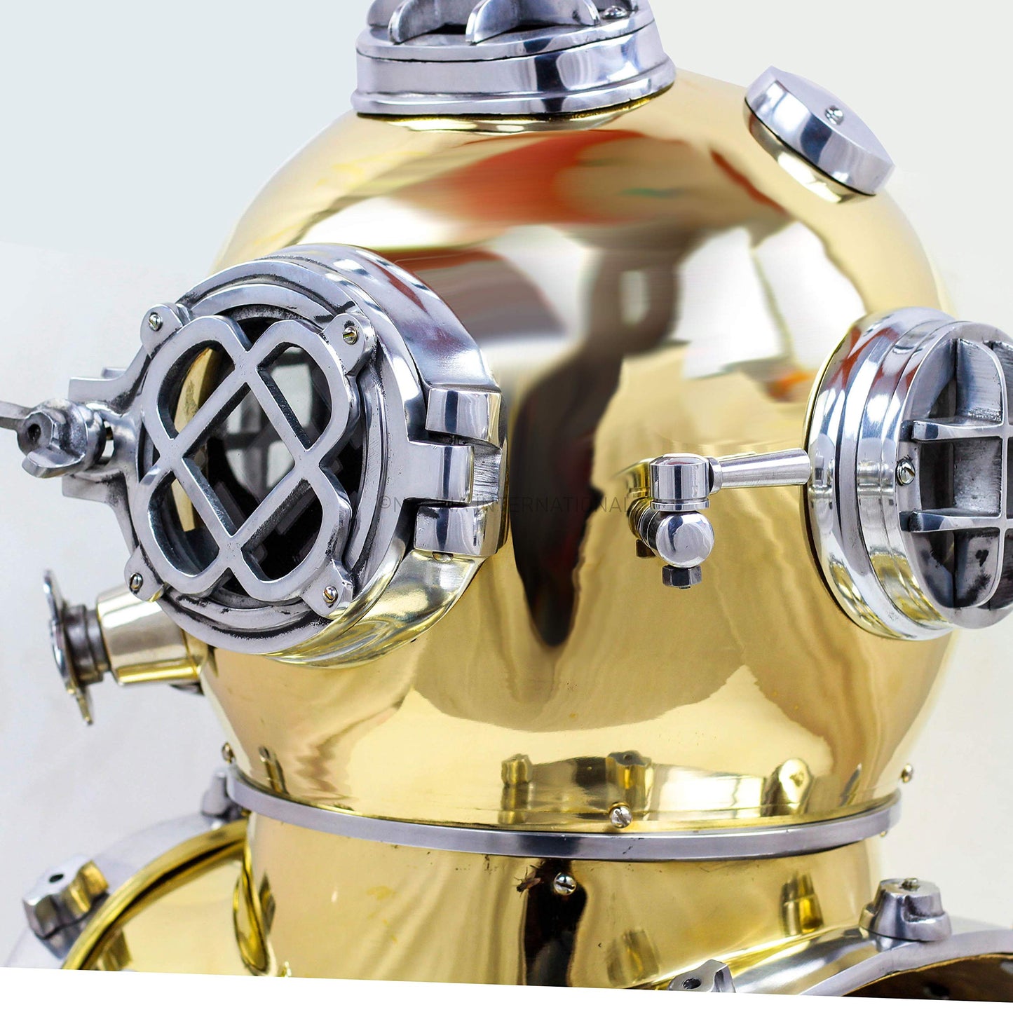 18" Scuba Diving Nautical Helmet | Maritime Ship's Decorative Helmet | Nagina International (18 Inches, Aluminum Nickel)