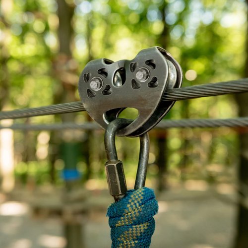 Double Zip Line Pulley Trolley, 30kN 6700LBS Tandem Dual Speed Pulleys for 1/4 5/16 3/8 1/2 Rope, Heavy Duty Accessories and Parts for Rescue, Climbing, Hauling, Backyard, Mountaineering, Rigging