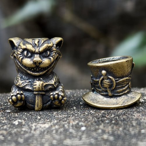 Husiwugear Brass Paracord Beads - EDC Knife Lanyard Beads & Pendant, DIY Metal Decor Accessories for 550 Paracord (Dagger Cat)