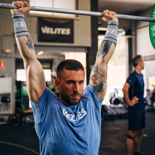 Velites I Flexible Fabric Wristband in I Provides Support and Safety for Your Workouts I Better Grip on The bar I Maximum Protection for The Skin I One Size fits All (Unic Size, Grey)