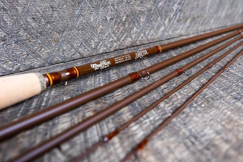 Moonshine Rod Company Fly Fishing Rod with Carrying Case and Extra Rod Tip Section Medium Action, The Drifter II, 5wt 9'