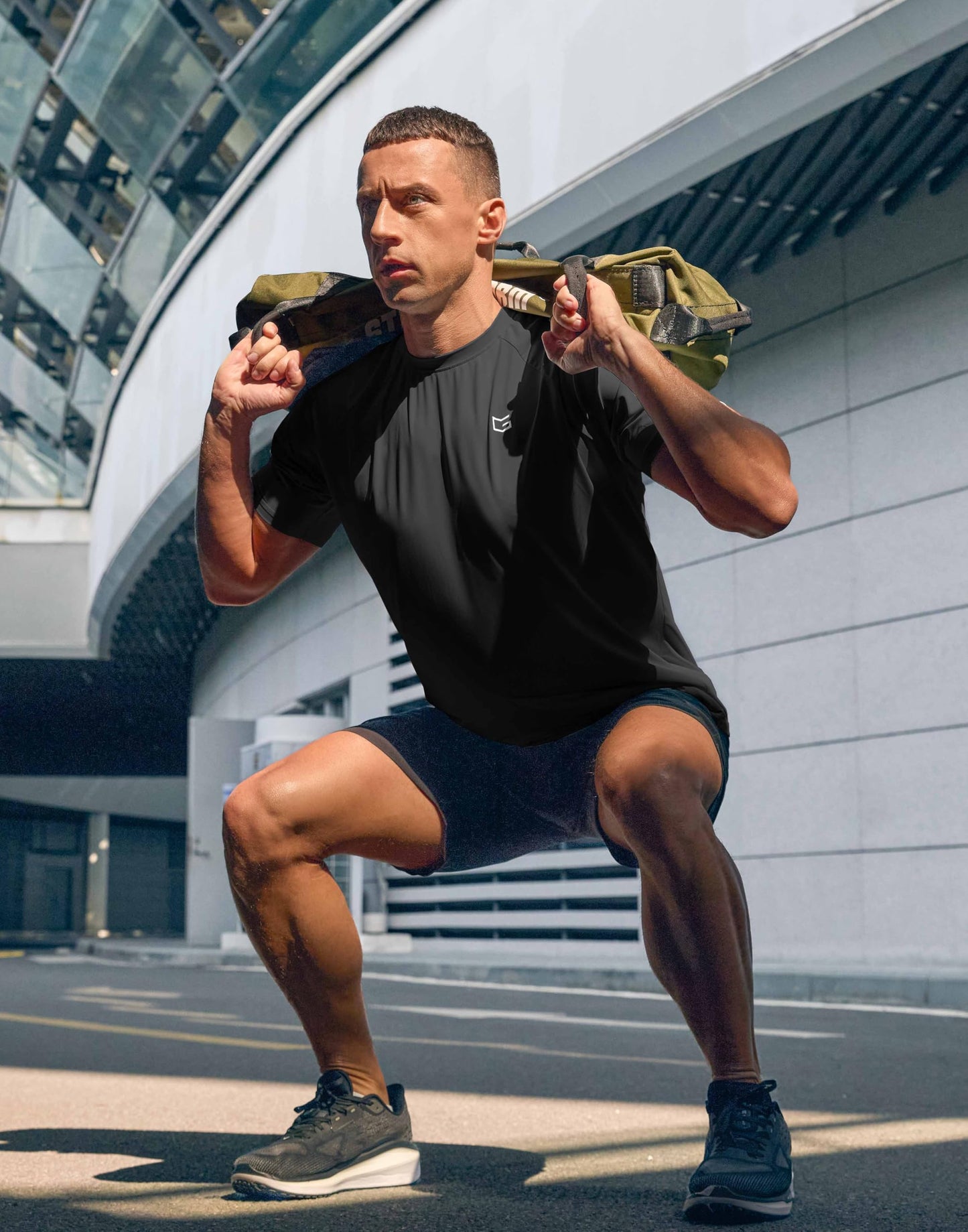 G Gradual Men's Athletic Workout T-Shirts Moisture Wicking Cooling Running Shirts Short Sleeve Performance Tee for Gym Tennis(Black,L)